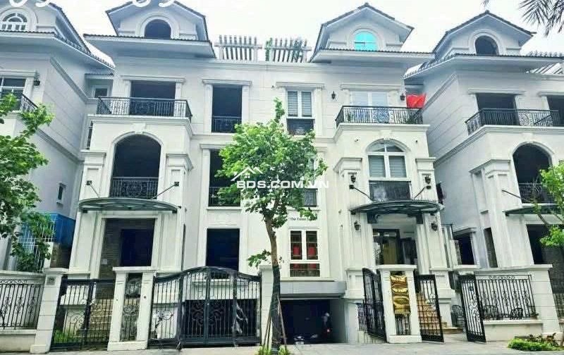 Bán biệt thự kđt Trung Văn vinaconex3 mặt hồ điều hòa DT 196m2 giá rẻ